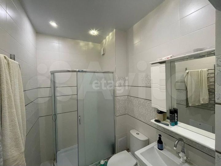 3-к. квартира, 90,7 м², 8/9 эт.