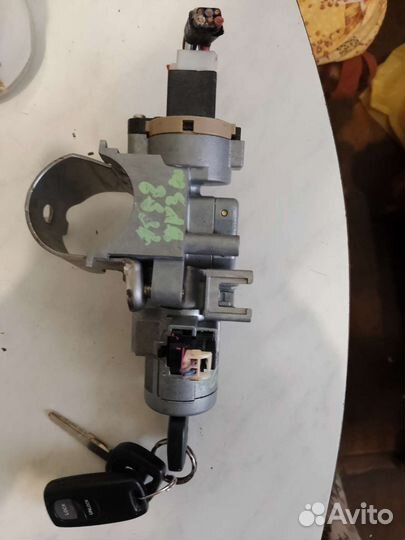 Замок зажигания на mazda demio