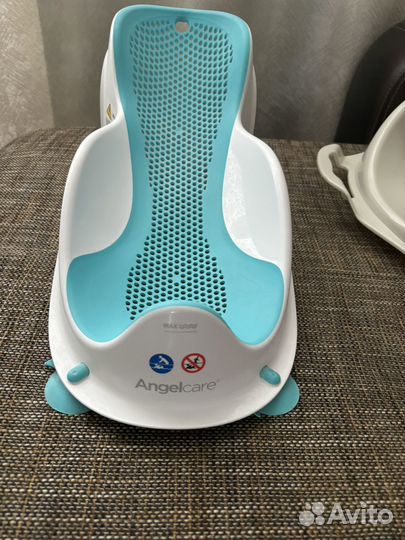 Горка для купания с рождения и кольцо на унитаз