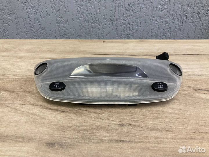 Плафон освещения салона задний Mercedes S203 S210