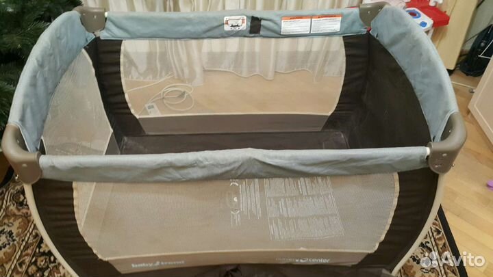 Детская кровать манеж