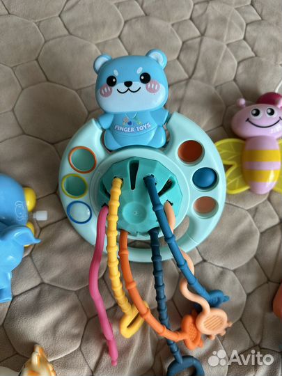 Развивающие игрушки пакетом