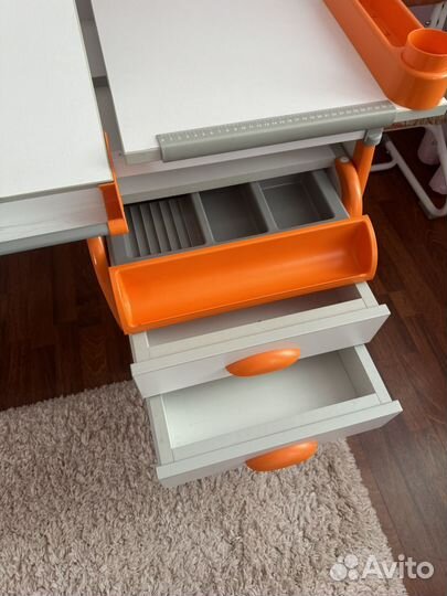 Растущий стол парта