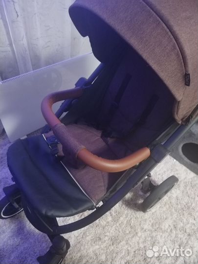 Прогулочная коляска tomix