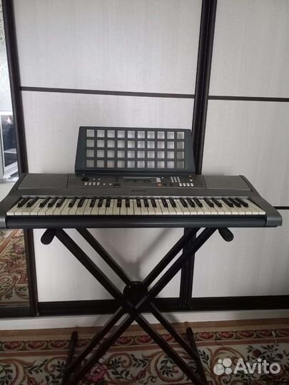 Синтезатор yamaha PSR R300