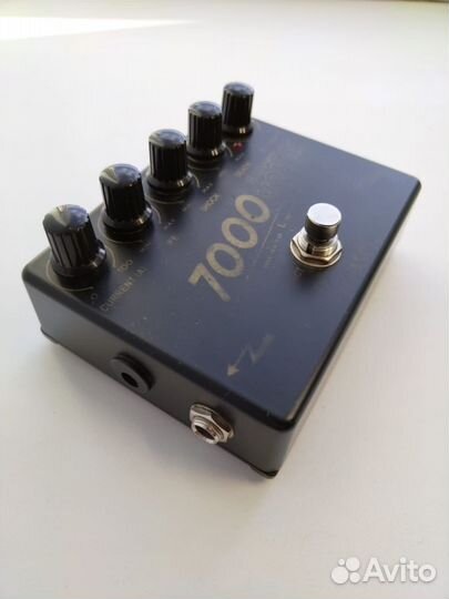 Yerasov 7000 Volt Гитарная педаль дисторшн