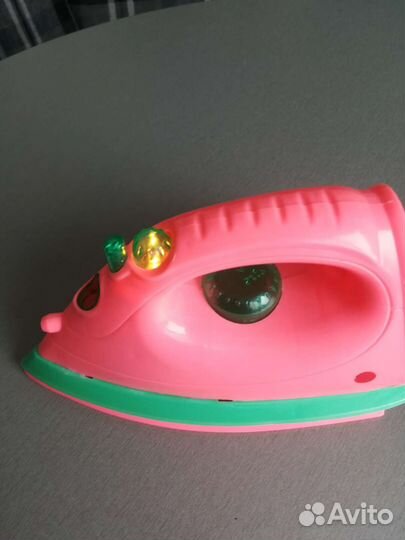 Детский утюг, музыкальный