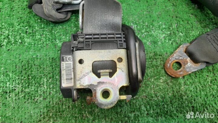 Ремень безопасности передний левый Citroen C4 5D