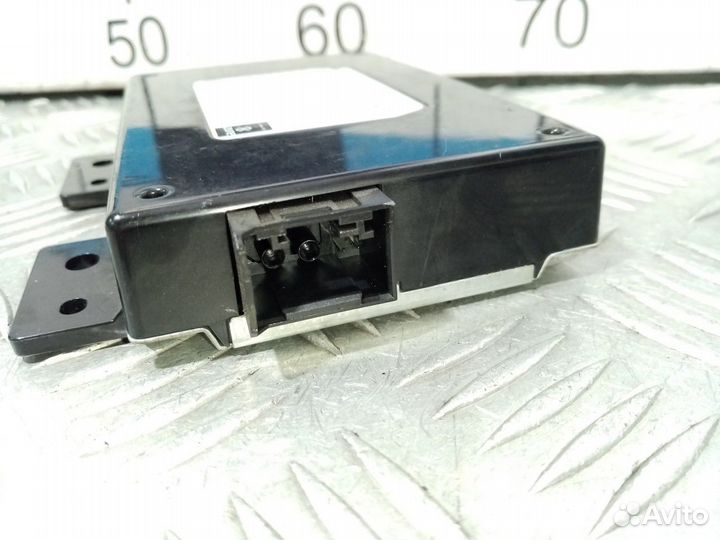 Б/У Блок управления мультимедийным интерфей#001