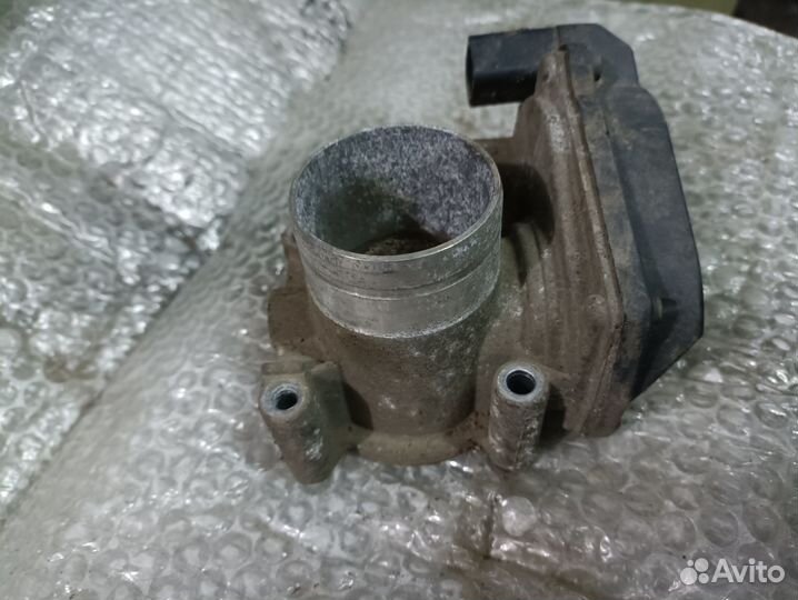 Дроссельная заслонка Skoda Fabia 2