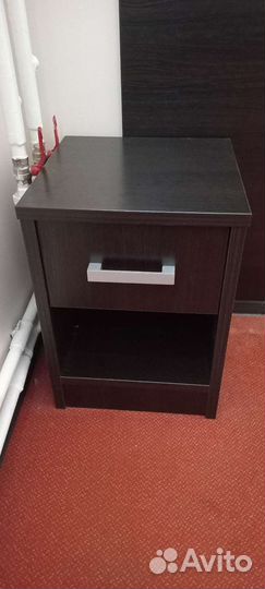 Тумба прикроватная