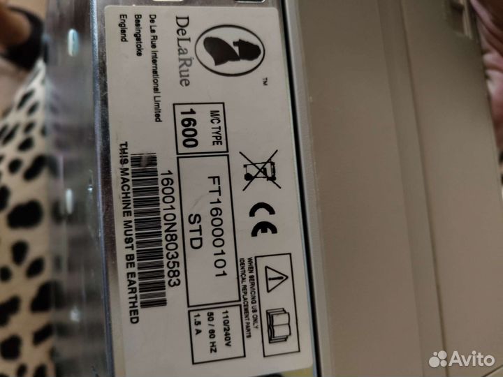 Счетчик банкнот De La Rue 1600