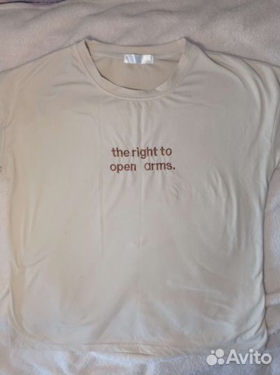 Футболка женская