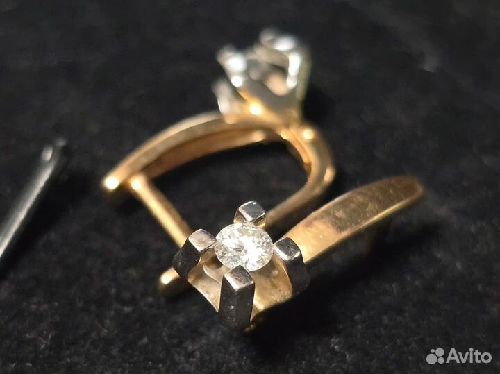 Золотые серьги с бриллиантами 585