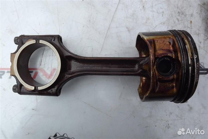 Поршень с шатуном Вольво S60