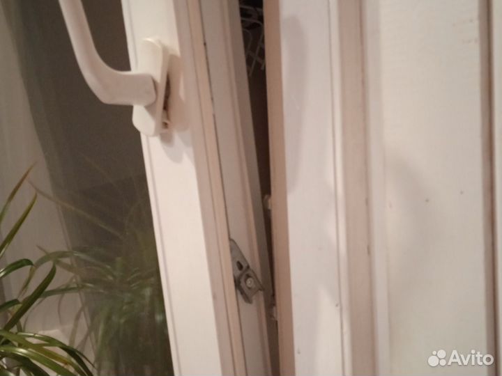 Дверь балконная