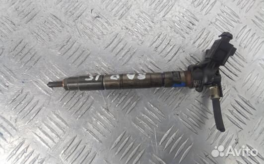 Форсунка дизельная audi A6 C6 (8AD15AL02)