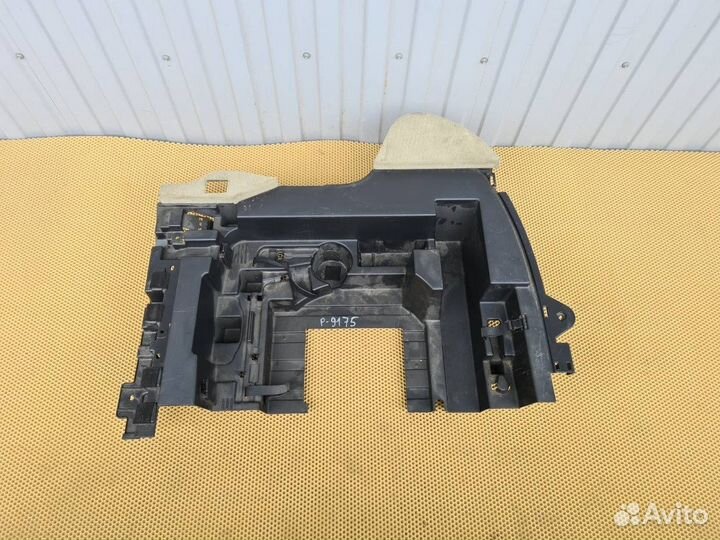 Пол багажника задний правый Infiniti Fx35 Fx37