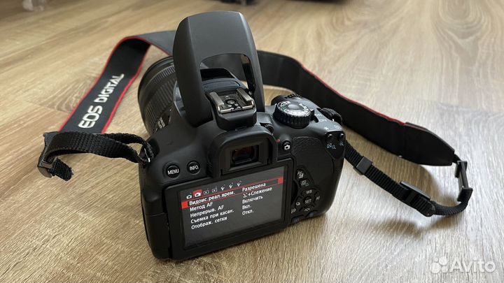 Зеркальный фотоаппарат canon 650d