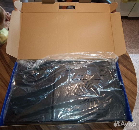 Столик для ноутбука Smart Bird PT-33A/33B