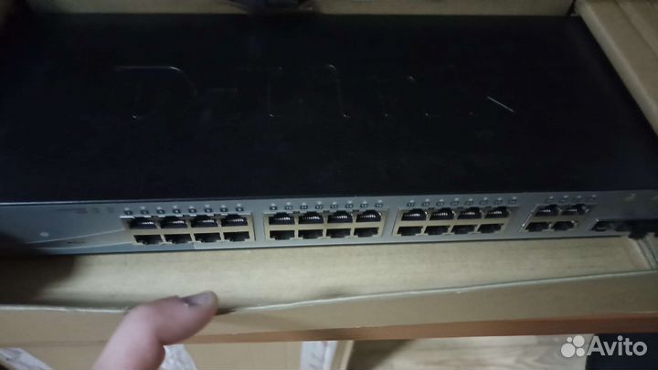 Коммутатор D-Link DGS-1210-28