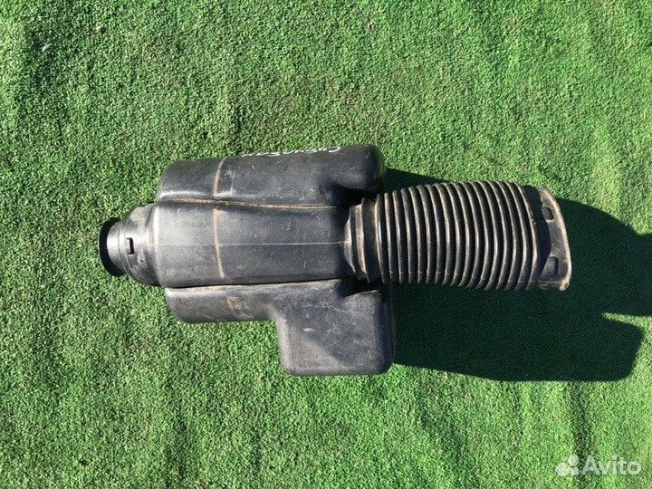 Резонатор воздушного фильтра, влагоотделитель