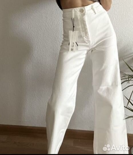 Джинсы белые Zara