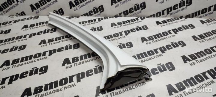 Стойка лобового стекла правая Audi Q7 4LB BAR