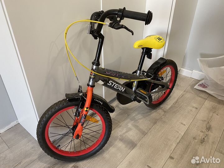 Велосипед детский Stern Robot 16