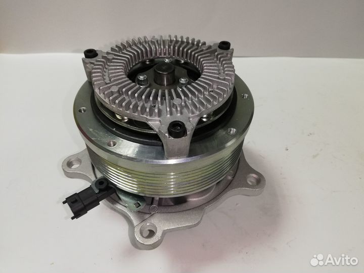 2104578 Помпа, Насос системы охлаждения DAF 106