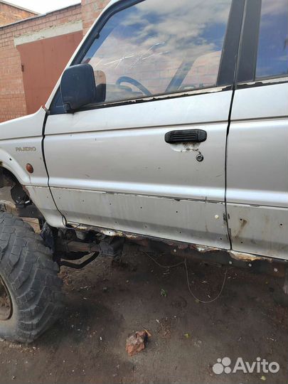 Запчасти на Митсубиси Паджеро 2
