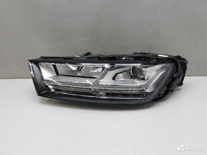 Фара левая Audi Q7/SQ7