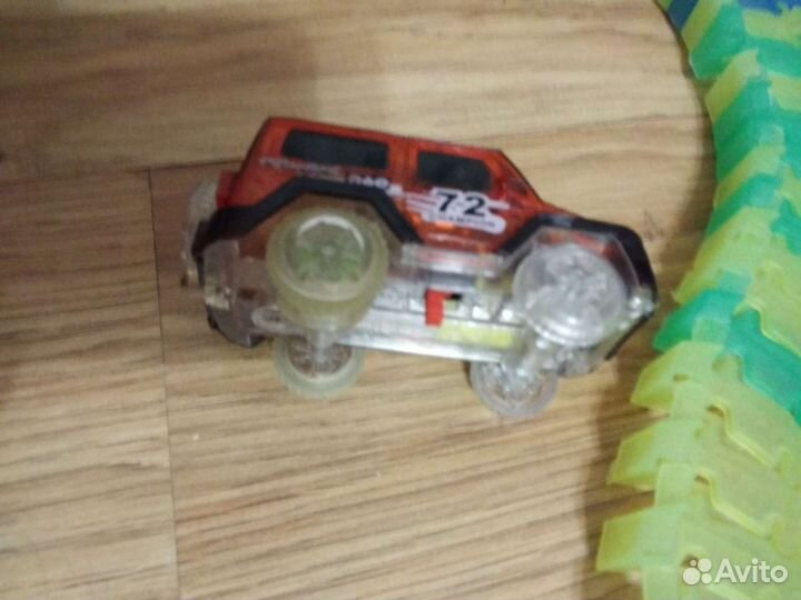 Светящийся трек