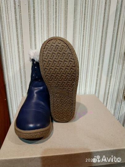 Продам обувь детскую для девочки