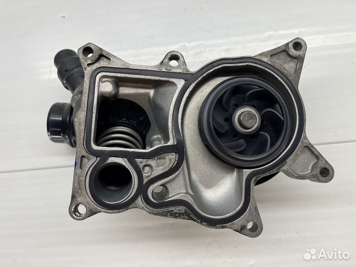 Помпа охлаждения двигателя BMW F10 N57D30