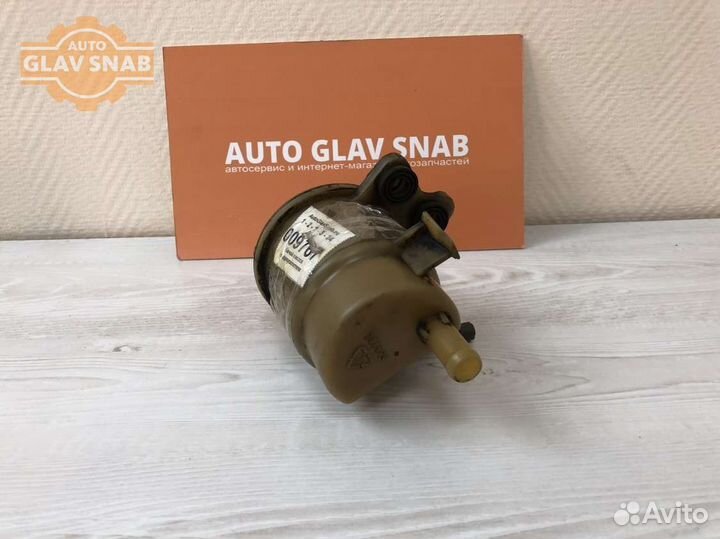 Бачок насоса гидроусилителя Opel Antara