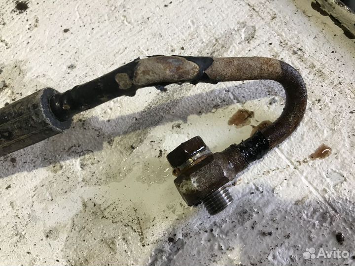 Напорная трубка гур Шкода Октавия Skoda Octavia