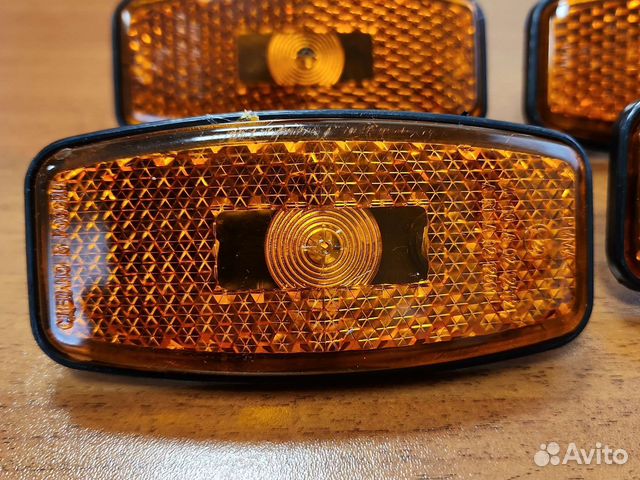 Фонарь боковой оранжевый (габаритный ) 12/24 Много