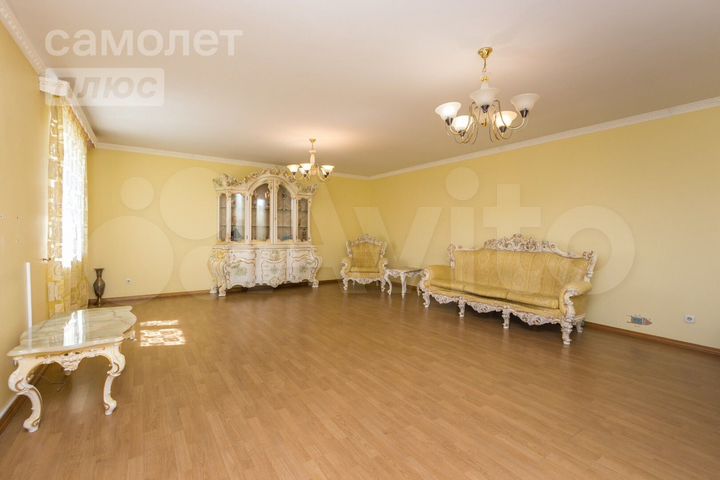 4-к. квартира, 154,1 м², 8/9 эт.