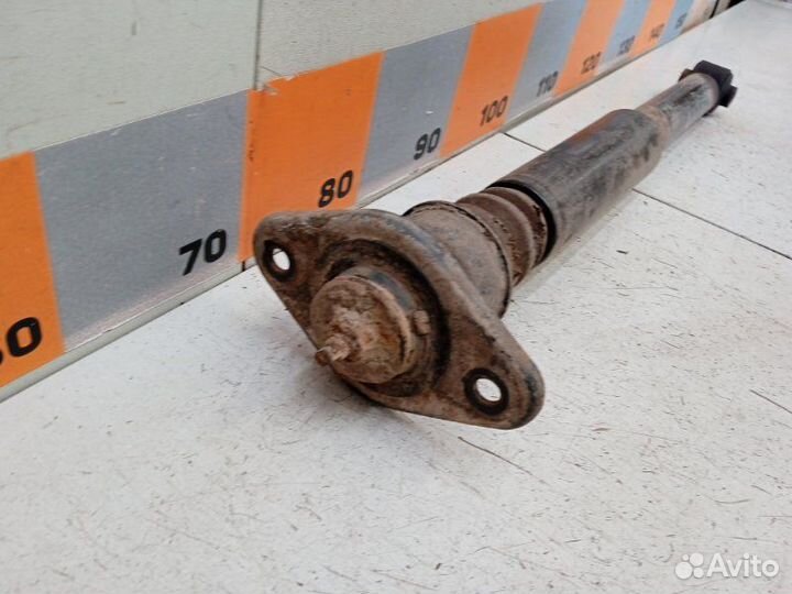 Амортизатор задний Kia Rio 2 1.4 2007