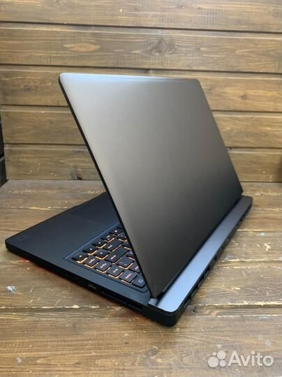 Игровой ноутбук Xiaomi MI Core i5 - GTX1060