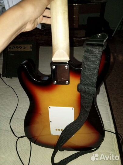 Электрогитара