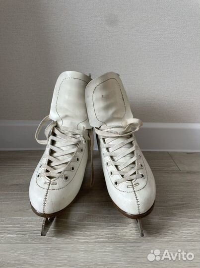 Коньки Botas 38 размер