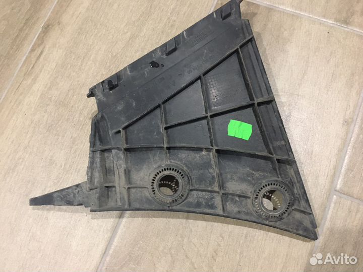 Воздуховод бампера переднего левый Skoda Octavia