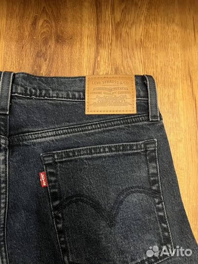 Джинсы Levi's женские 27 размер