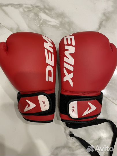 Боксерские перчатки