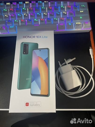 Телефон Honor 10х lite