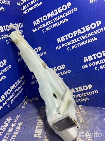 Бачок омывателя Volkswagen Touareg внедорожник AXQ