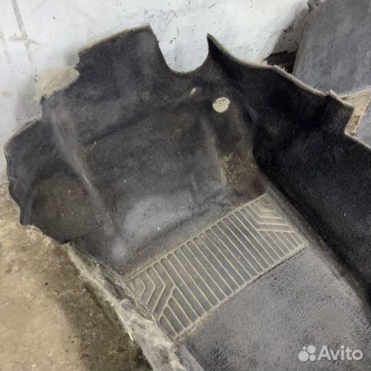 Ковролин Mercedes W210