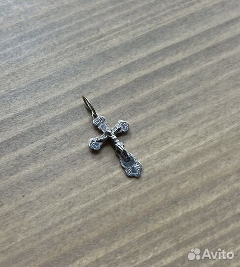 Крестик нательный